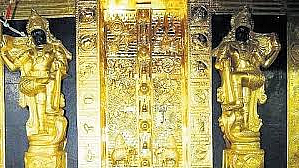 ശബരിമല സ്വര്‍ണക്കൊള്ള; മുൻ അഡ്മിനിസ്ട്രേറ്റീവ് ഓഫീസര്‍ ശ്രീകുമാര്‍ അറസ്റ്റില്‍