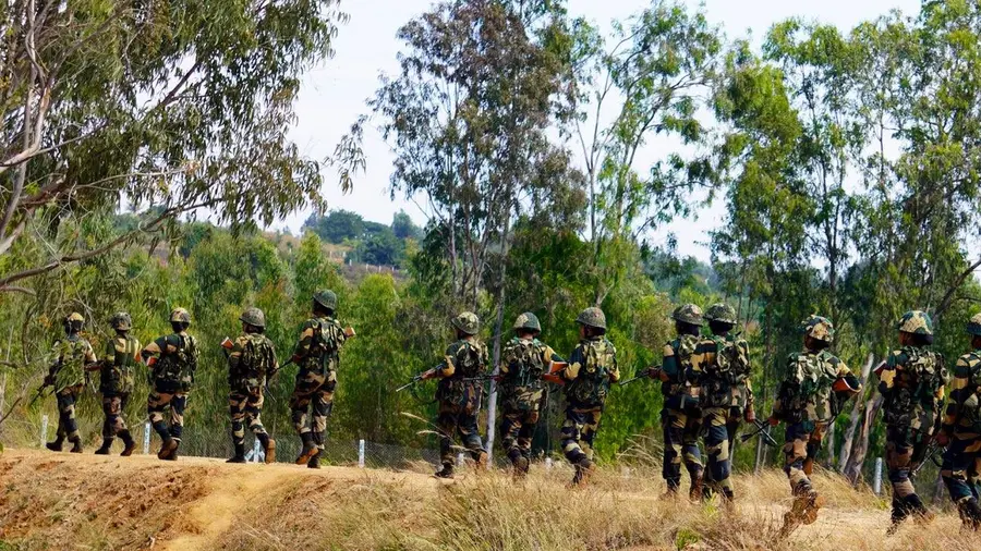 കരസേനയിൽ അഴിമതിയെന്ന്‌  ലഫ്‌. കേണൽ; നോട്ടീസയച്ച്‌ കോടതി