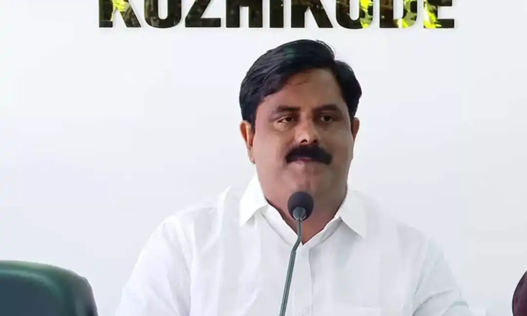 സ്ട്രോങ് റൂം സുരക്ഷാ വീഴ്ചയില്‍ നടപടി ആവശ്യപ്പെട്ട് ഹൈക്കോടതിയെ സമീപിക്കാനൊരുങ്ങി യുഡിഎഫ്