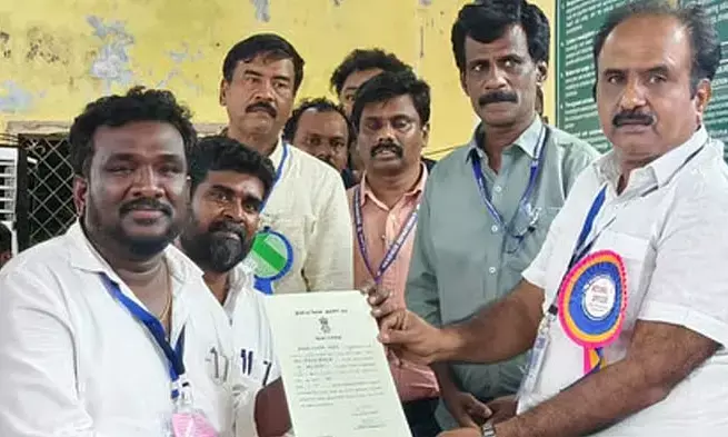 ടിവികെ എംഎല്‍എയ്ക്ക് വോട്ട് ചെയ്യാന്‍ അനുമതി; ഹൈക്കോടതി ഉത്തരവ് സുപ്രീം കോടതി സ്റ്റേ ചെയ്തു