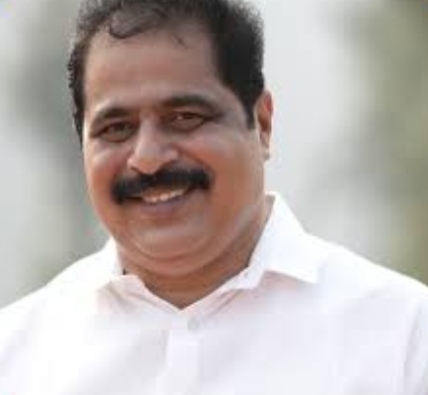 കല്‍പ്പറ്റയിലെ എല്‍ഡിഎഫ് സ്ഥാനാര്‍ത്ഥിയായിരുന്ന പികെ അനില്‍കുമാറിനെതിരെ കേസ്