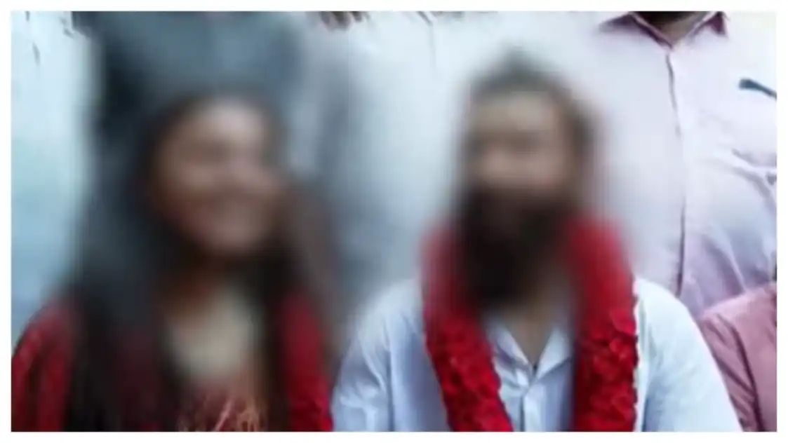 ‘തന്റെ പേരില്‍ നടക്കുന്നത് വ്യാജപ്രചരണം’; പ്രായവിവാദത്തില്‍ കോടതിക്ക് മുന്നില്‍ രേഖകള്‍ ഹാജരാക്കി വൈറല്‍ താരം