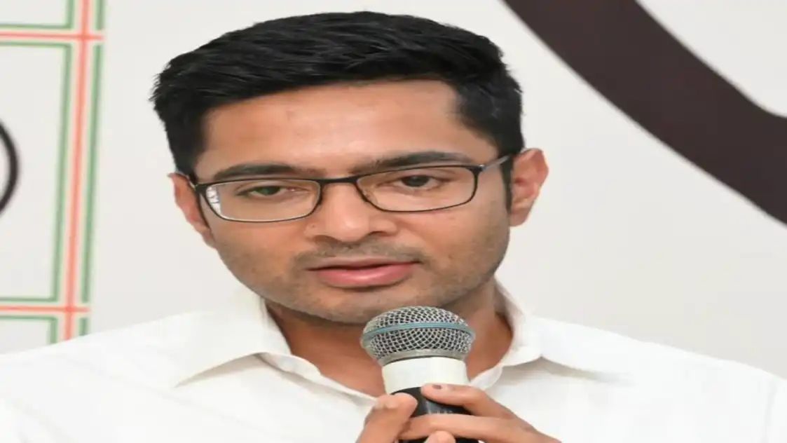 അമിത് ഷായ്ക്കെതിരായ പരാമര്‍ശം: എഫ്.ഐ.ആര്‍ റദ്ദാക്കണമെന്ന് ആവശ്യപ്പെട്ട് അഭിഷേക് ബാനര്‍ജി കൊല്‍ക്കത്ത ഹൈക്കോടതിയില്‍