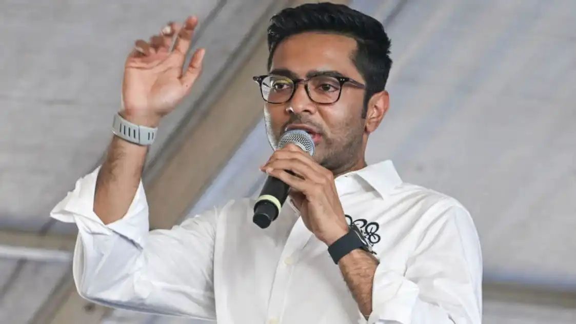 അഭിഷേക് ബാനര്‍ജിയുടെ കുടുംബാംഗത്തിനും ‘ലീപ്‌സ് ആൻഡ് ബൗണ്ട്‌സി’നും പുതിയ നോട്ടീസ് നല്‍കാൻ കെഎംസിക്ക് കൊല്‍ക്കത്ത ഹൈക്കോടതി നിര്‍ദ്ദേശം