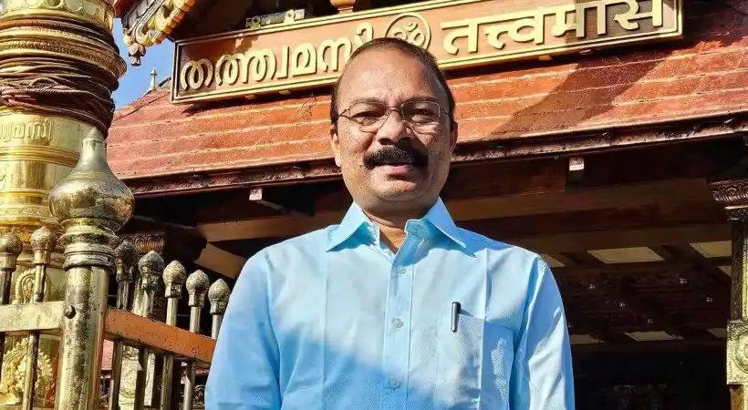 ശബരിമല സ്വര്‍ണക്കൊള്ള കേസ്: പി എസ് പ്രശാന്തിന് എസ്‌ഐടിയുടെ നോട്ടീസ്