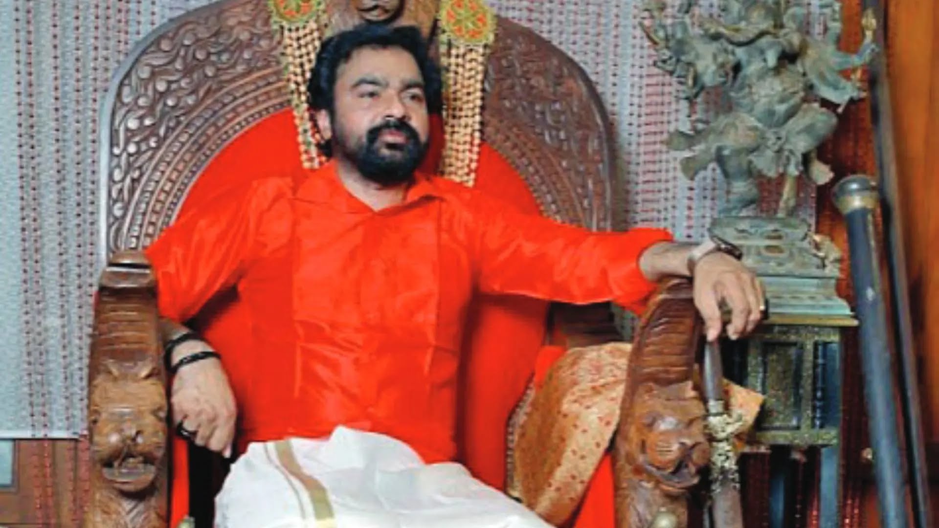 മോൻസൺ കേസിൽ ബന്ധം; ഐ.ജി.ക്ക് സ്ഥാനക്കയറ്റം, സി.ഐ.ക്ക് ഇല്ല, വിവേചനമെന്ന് ഹൈക്കോടതി