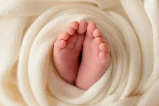 പ്രസവത്തിനിടെ നവജാതശിശു മരിച്ചു; പുനലൂര്‍ താലൂക്ക് ആശുപത്രിയില്‍ ചികിത്സാ പിഴവെന്ന് ആരോപണം, കുടുംബത്തിന്റെ പരാതിയില്‍ പോലീസ് കേസെടുത്തു